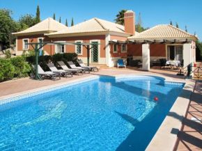 Holiday Home Montinho - LOU140